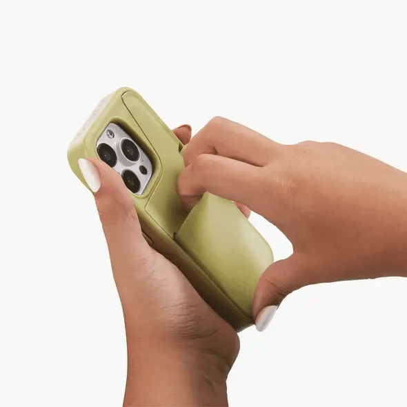 Flex Pouch Expandable Storage Case for iPhone 17 16 15 - Ultra-Stretchy Gadget & Card Holder