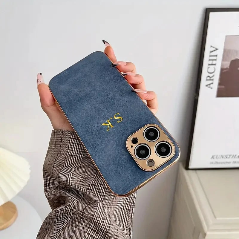 Handyhülle aus Leder mit Initialen – Personalisierte Namenshülle