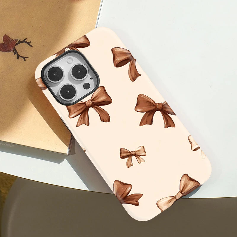 Beige Schleife iPhone Hülle – Coquette Stoßfest MagSafe Cover