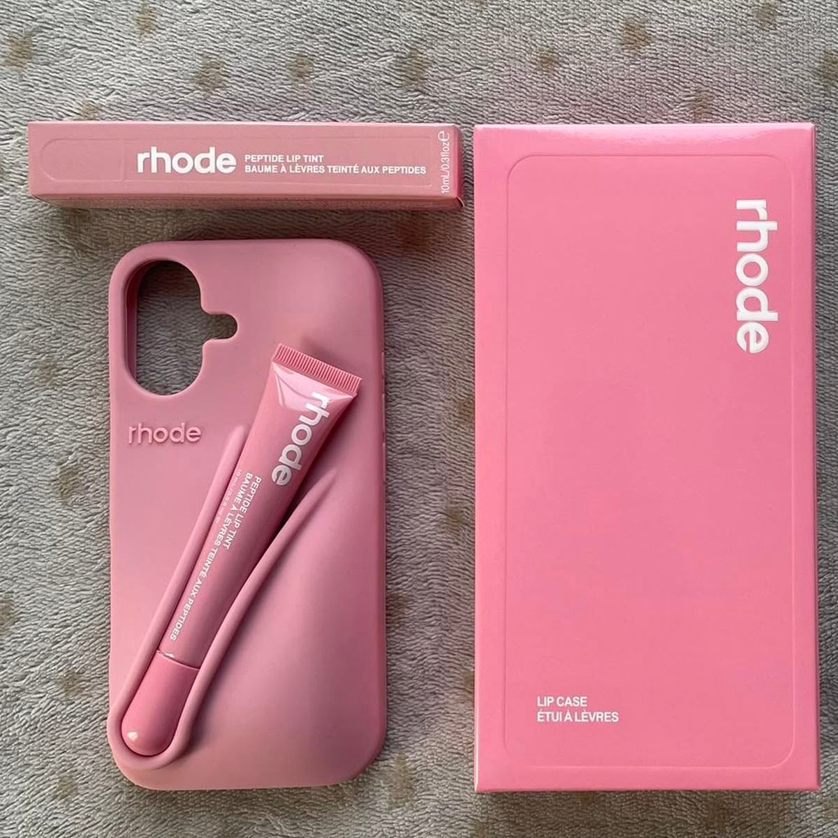 rhode シリコン製ピンクiPhoneケース Rhode Phone Case Rose | Pink iPhone Lip Case | RhodeCover